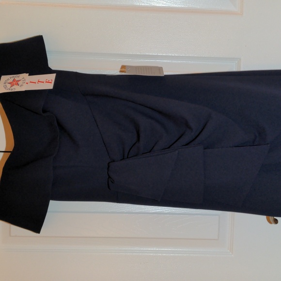 NEW with tags Nordstrom Ruched Off the Shoulder Crepe Gown in Navy - Picture 13 of 16